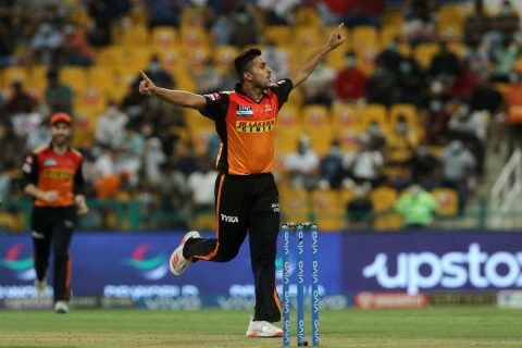 RCB Target Umran Malik as SRH Plans to Release Him Before IPL 2025 Mega Auction