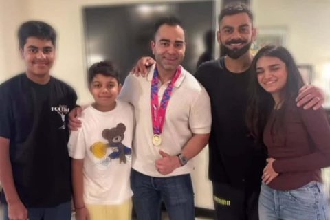 Not Anushka Sharma, Virat Kohli Meets His Brother and Family First After Arriving in India