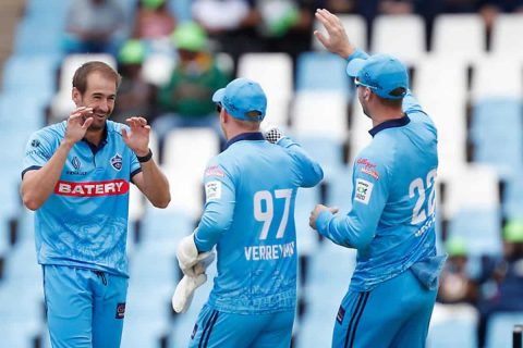 [Watch] Daryn Dupavillon Dismantles Sunrisers Eastern Cape Top Order with Back-to-Back Wickets in SA20 2025