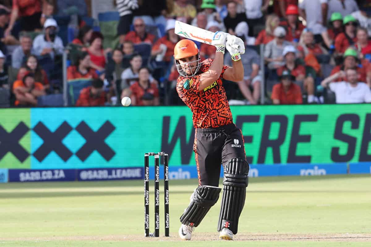 David Bedingham of Sunrisers Eastern Cape in Action