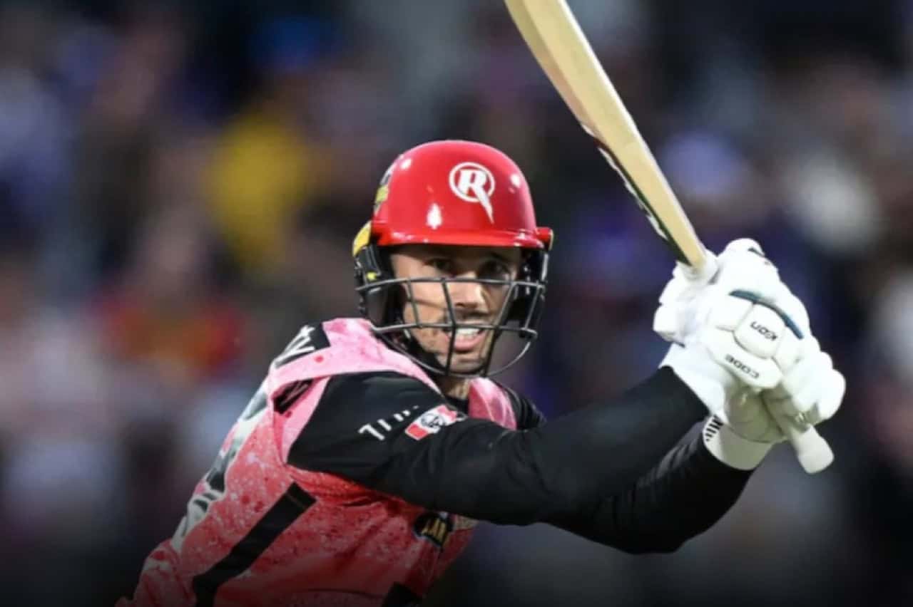 Jonathan Wells in action in BBL
