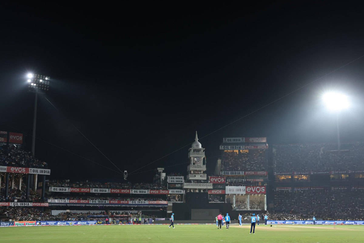 India vs England Play is halted sue to floodlight failire during the 2nd ODI match at Barabati Stadium