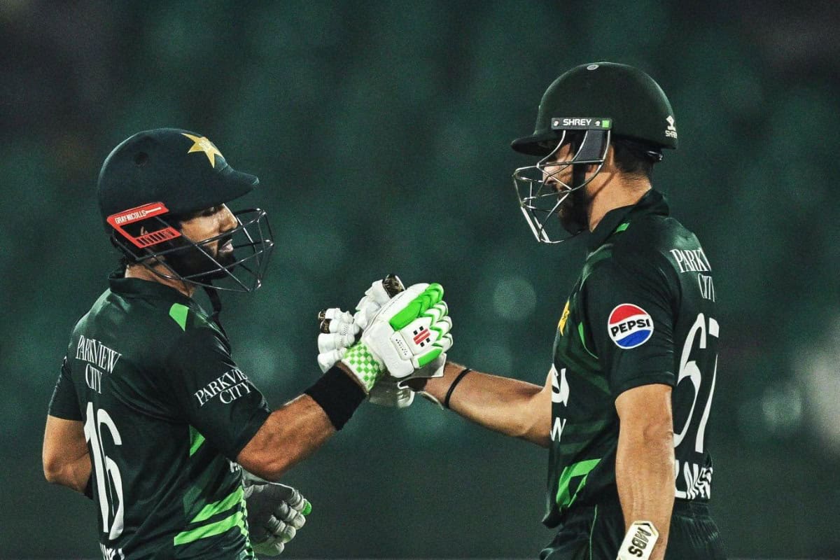 Mohammad Rizwan celebrates with his teammate Salman Agha