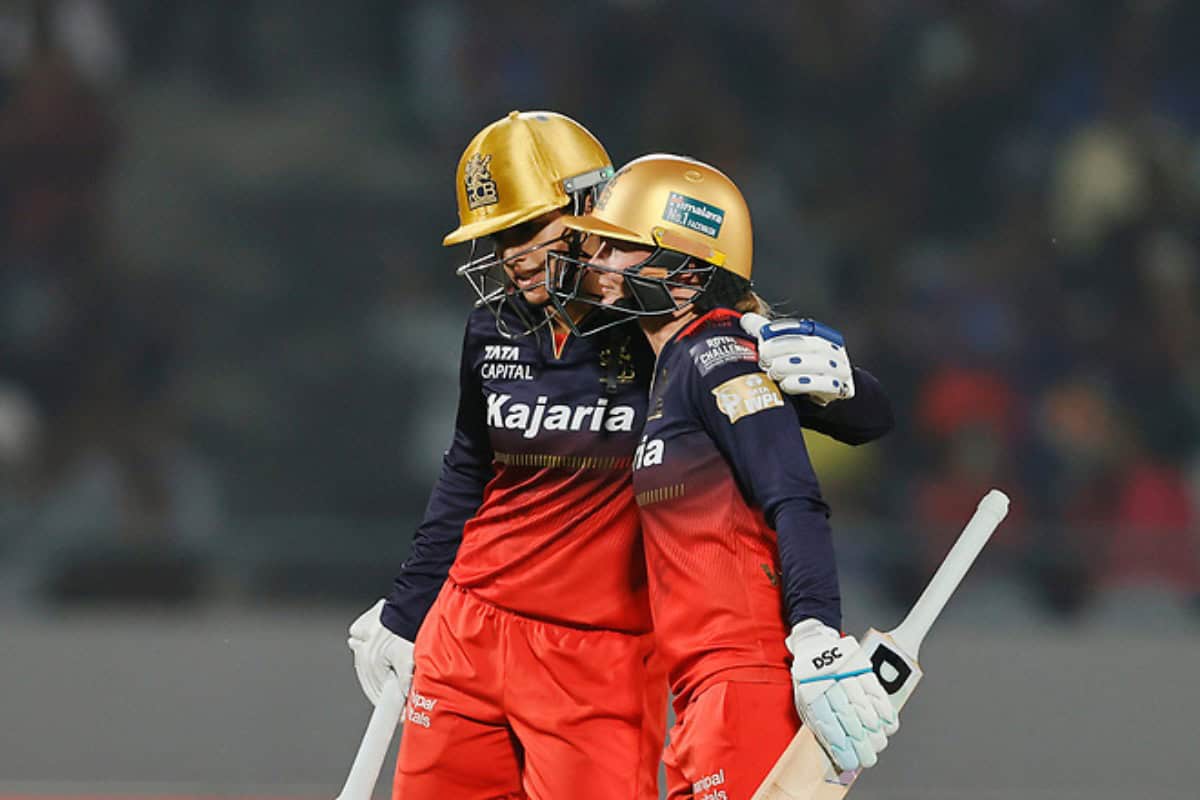 Smriti Mandhana & Danni Wyatt-Hodge of Royal Challengers Bengaluru Women (RCB-W) Celebrating