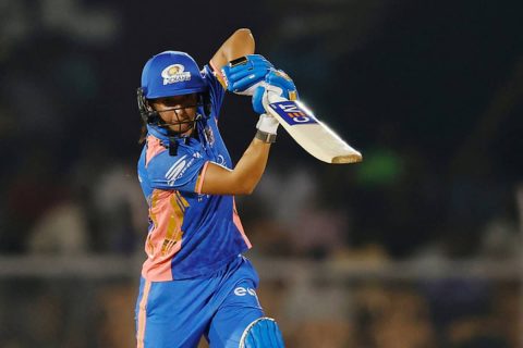 MI vs DC: Harmanpreet Kaur Shines in WPL Final Against Delhi Capitals, Smashes Fighting Half-Century Amid Collapse