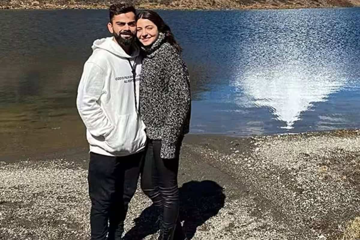 Virat Kohli with Anushka Sharma